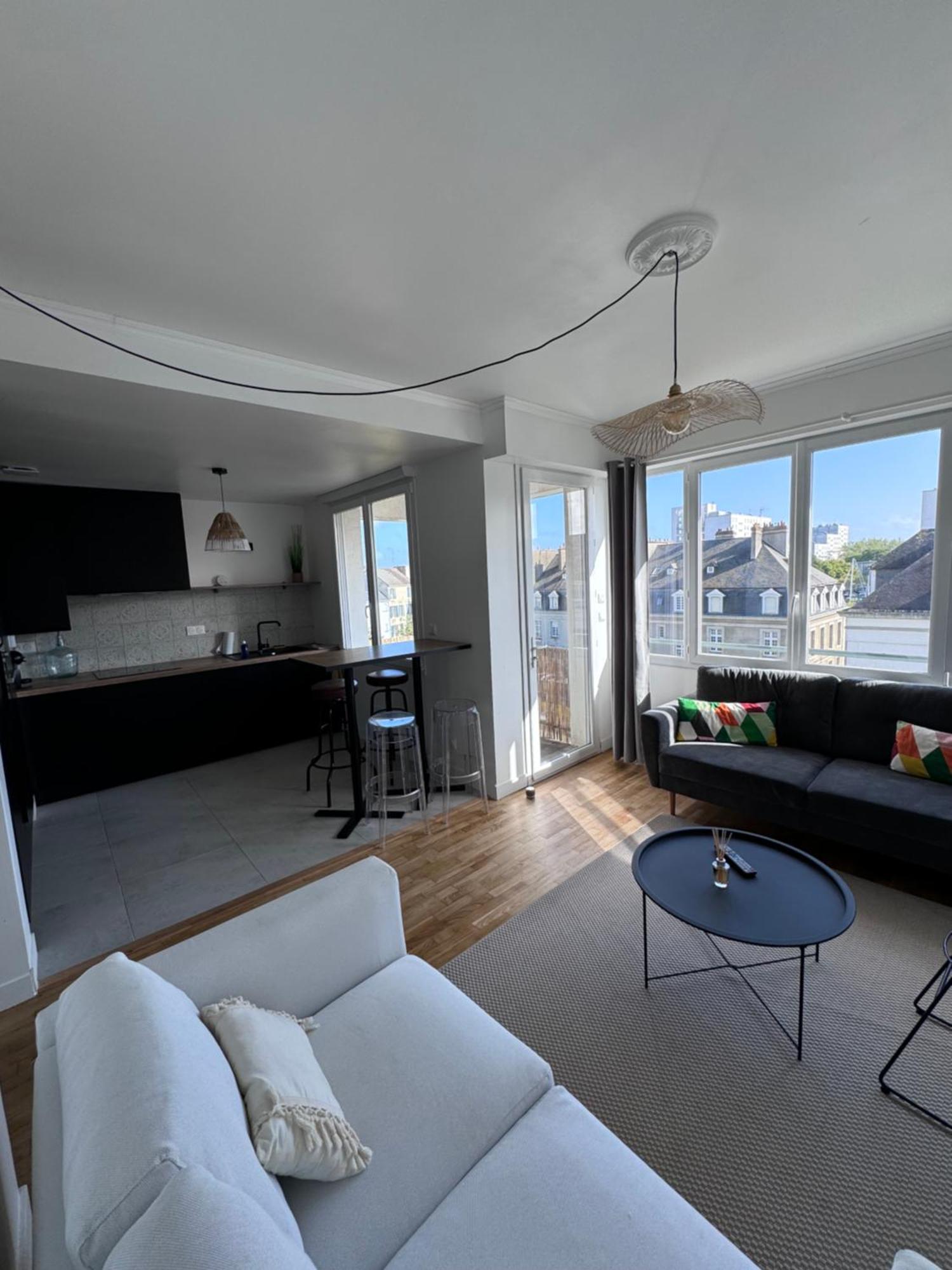 Charmant Appartement T3 Avec Balcon, Centre-Ville لوريا المظهر الخارجي الصورة