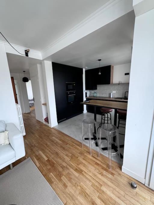 Charmant Appartement T3 Avec Balcon, Centre-Ville لوريا المظهر الخارجي الصورة